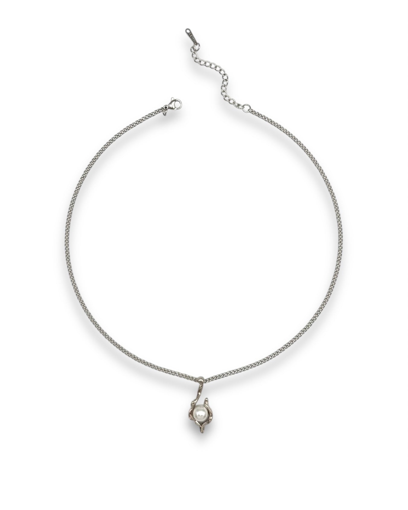 PEARL ASYMMETRICAL PENDANT NECKLACE