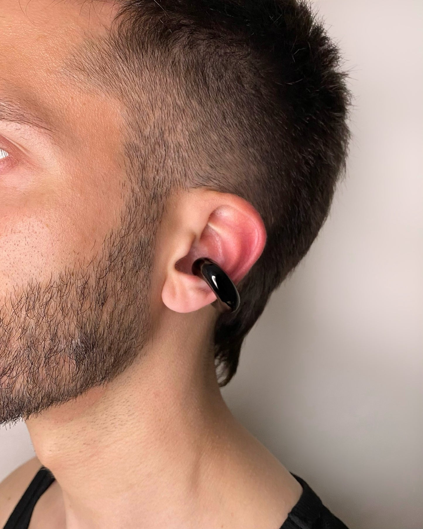 BULL BLACK EAR CUFF