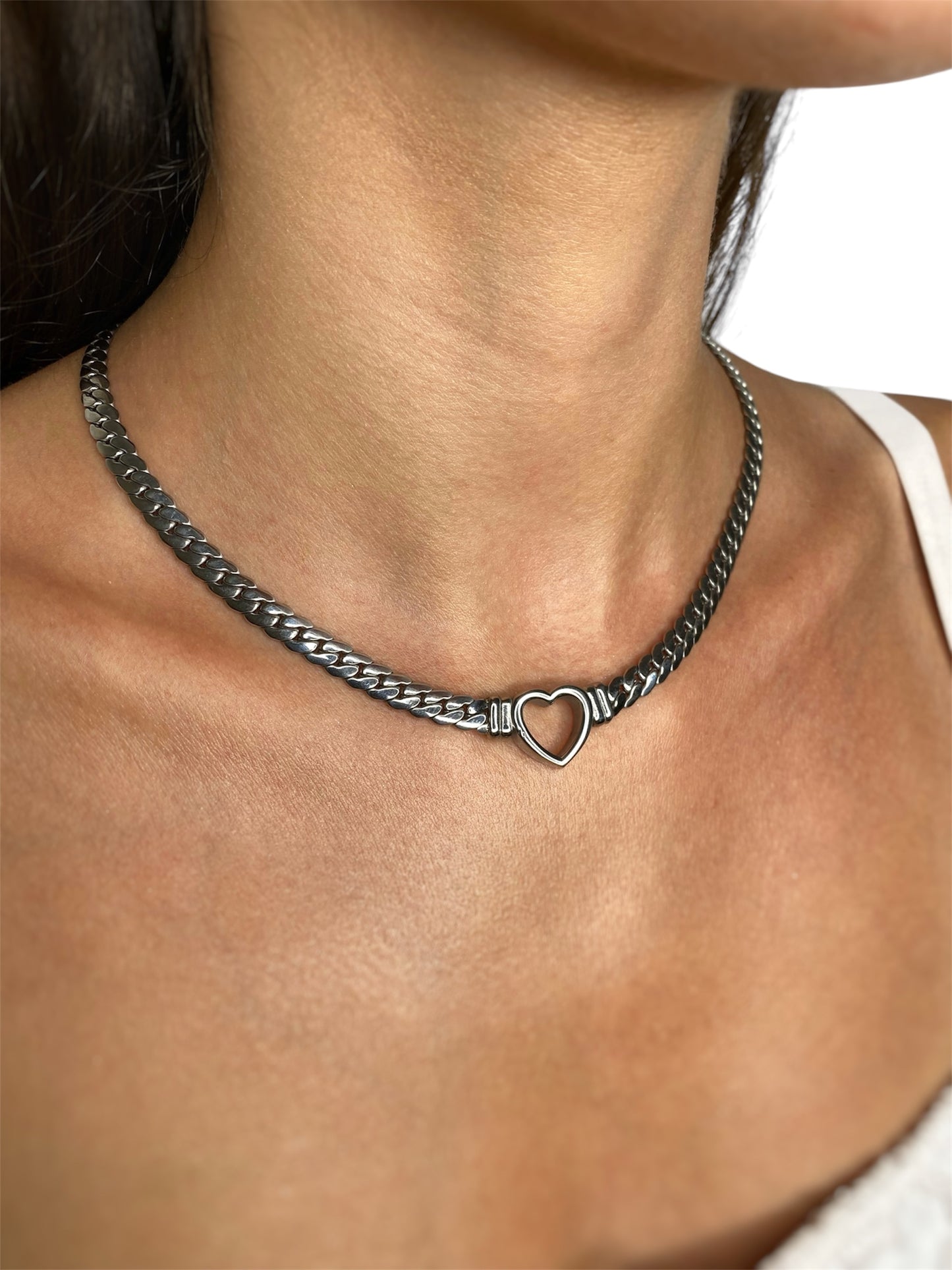 HEART SILVER NECKLACE