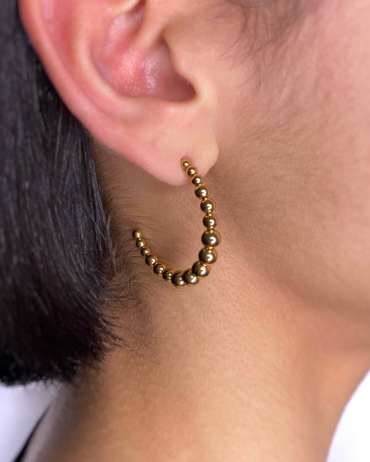 BEADED C SHAPE EARRINGS FVCKJEWELS