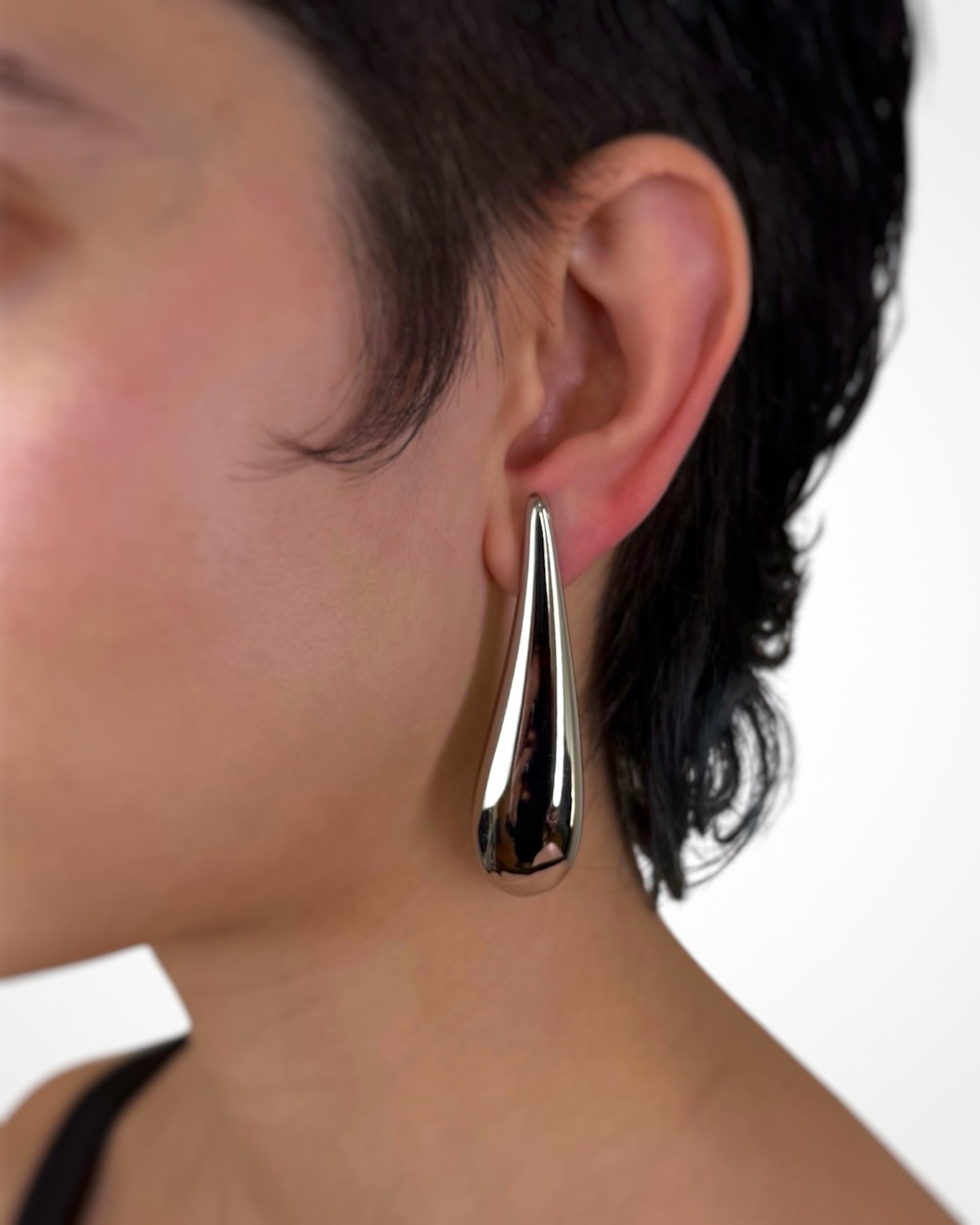 DROPLET LARGE EARRINGS