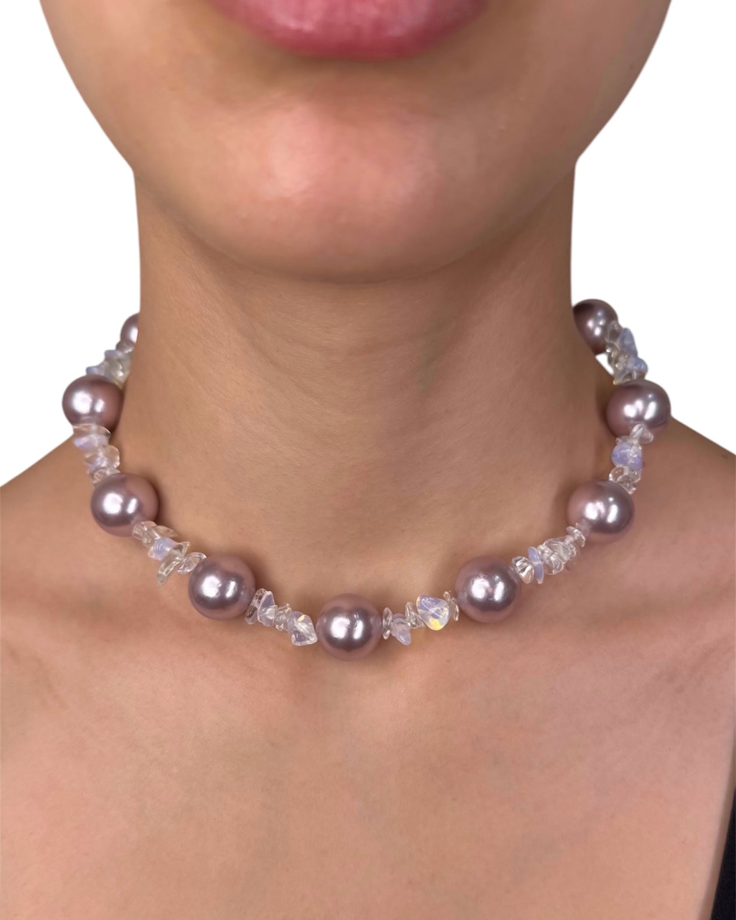 LILAC PEARLS AND STONE NECKLACE