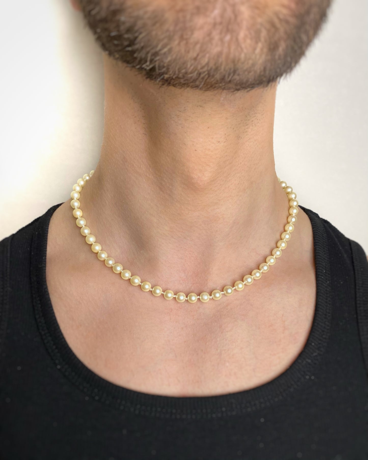 BEIGE PEARL NECKLACE