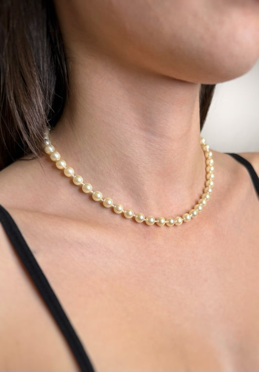 BEIGE PEARL NECKLACE