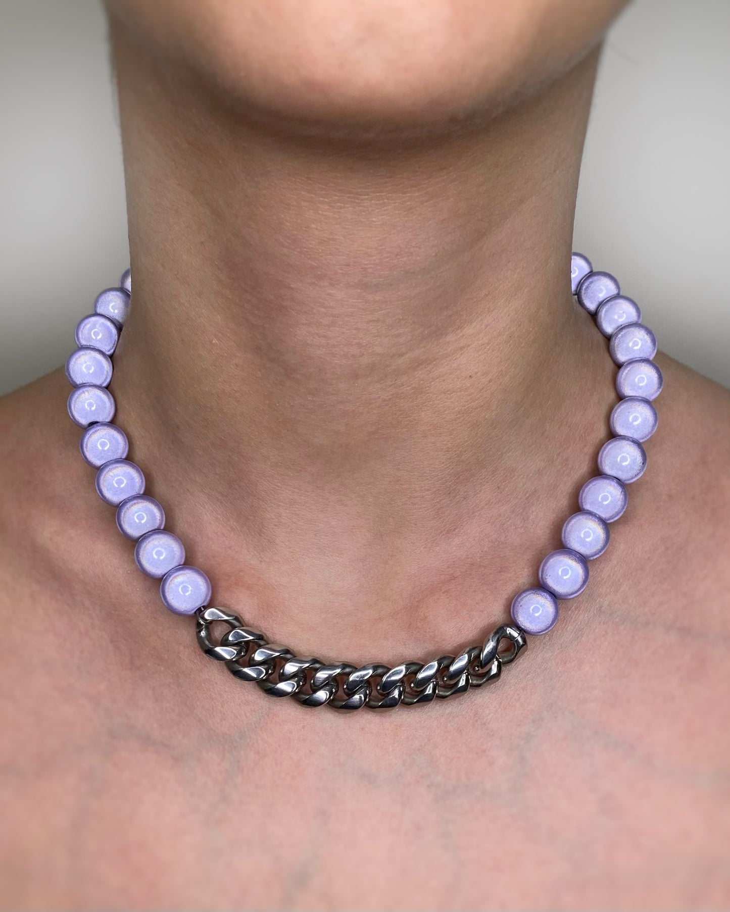 REFLECTIVE LILAC PEARL NECKLACE FVCKJEWELS